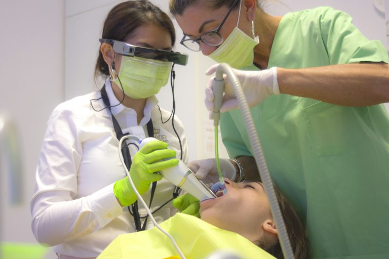 Why is a Website Important to You if You Are a Dentist?